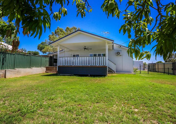 12 Nineteenth Avenue, Mount Isa
