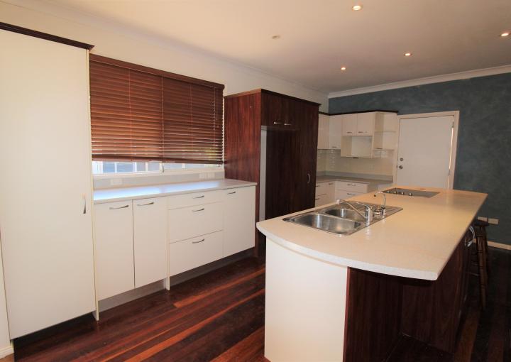 12 Tarakan St, Mount Isa