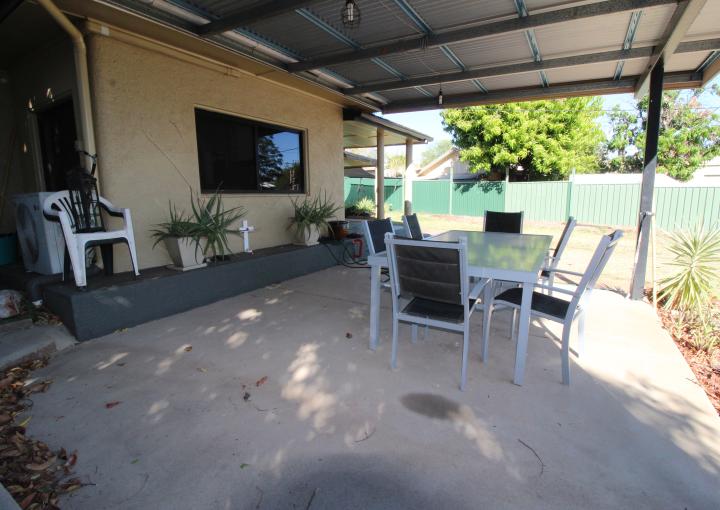 7 Joan St, Mount Isa