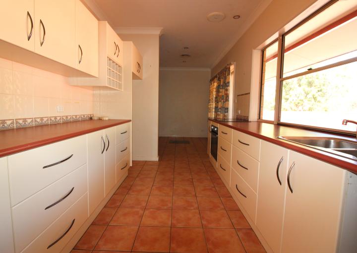 182 Fourth Ave, Mount Isa