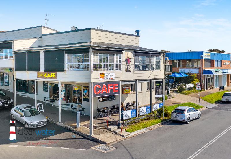 Opportunity Knocks – Casey’s Cafe