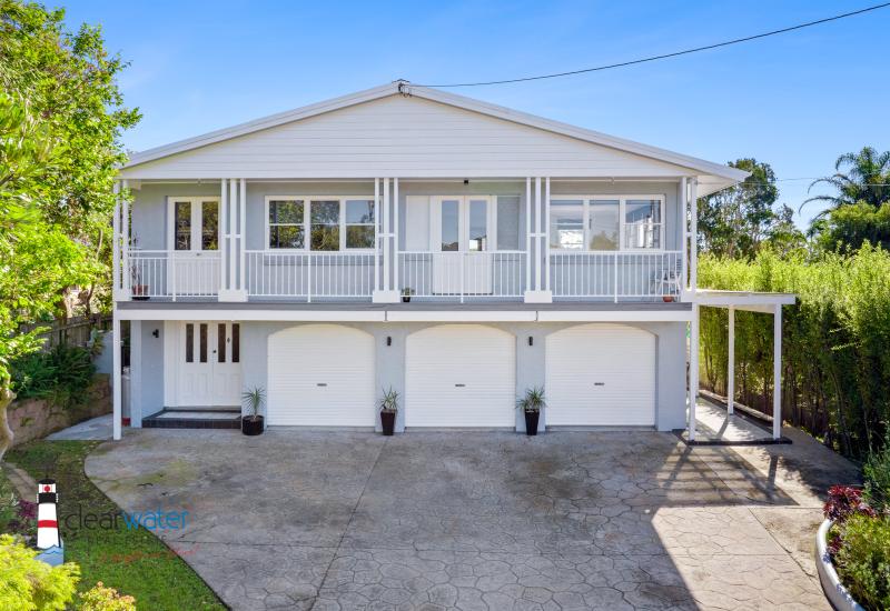 Coastal Living, Exceptional Space & Endless Possibilities @ Tuross Head!