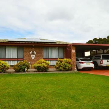 Isabelle and Locky testimonial image