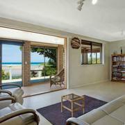 Gary was the only agent in Bermagui working on a weekend!