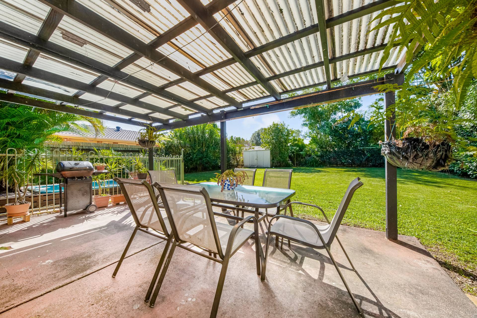 64 Karawatha Dr, Mountain Creek, Mountain Creek - Thumbnail 2