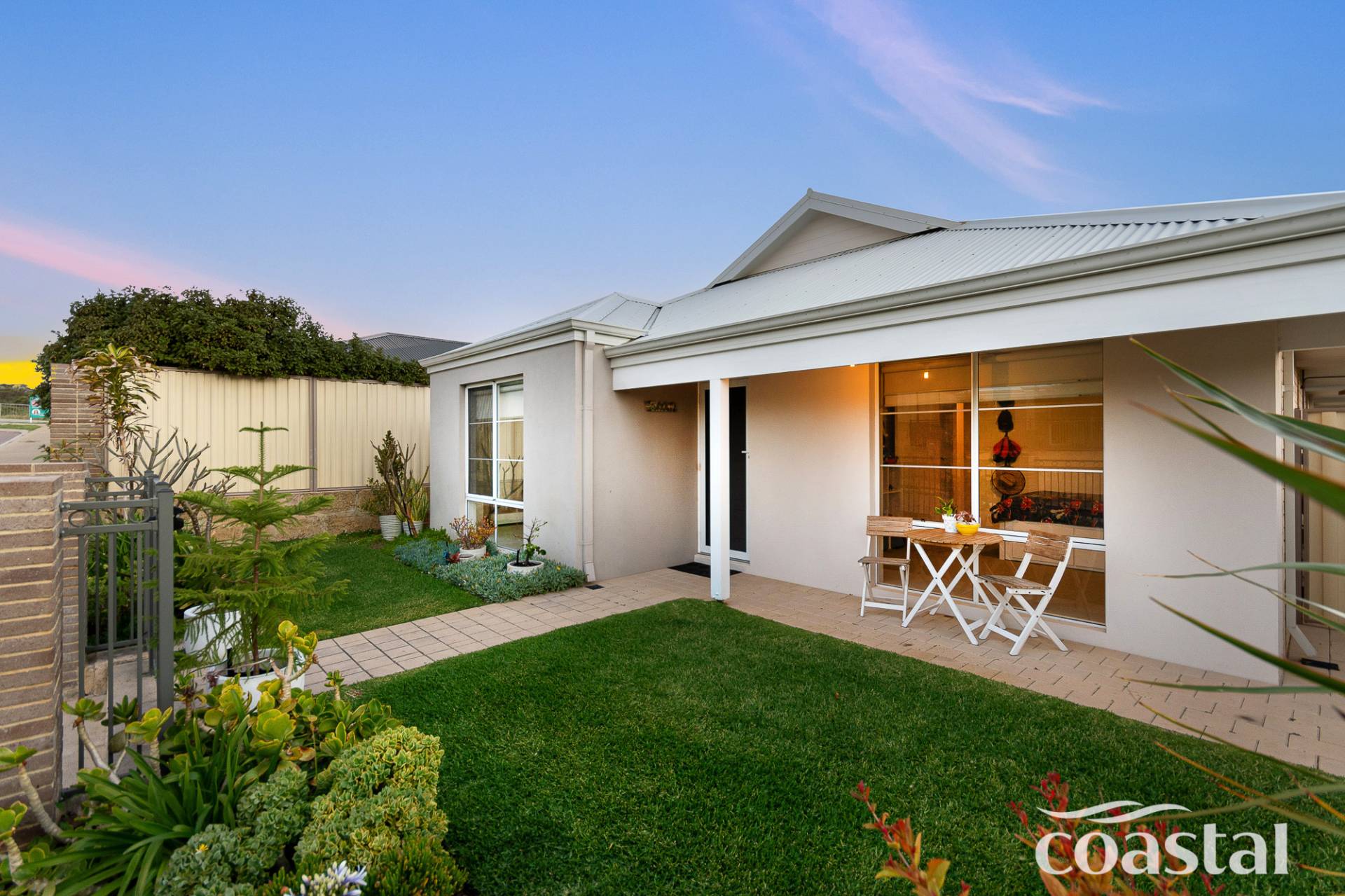 LowMaintenance Coastal Living Discover 6 Anchorage Rise, Singleton