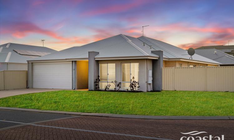 Coastal Living at Its Best: Beautiful Family Home in Singleton