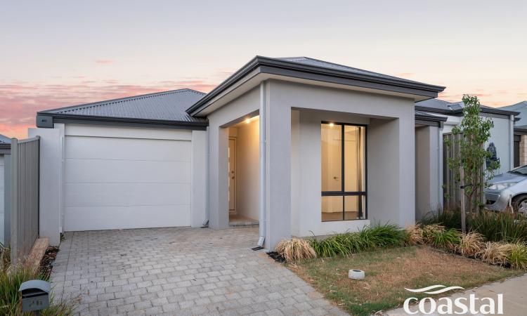 Effortless Living in a Prime Wellard Location