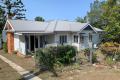 FAMILY HOME IN THE HEART OF YANDINA!