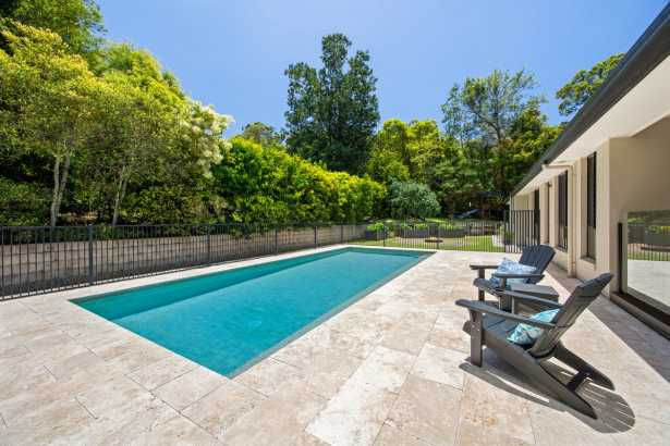 1,300sqm+, Pool, Entertainer’s Dream – This One Won’t Last