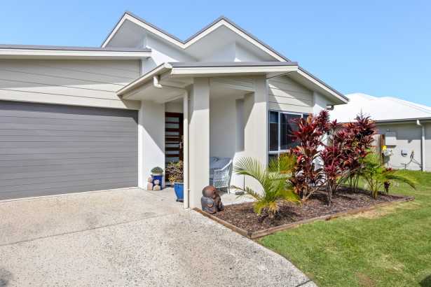 Single Level, Expansive Family Living