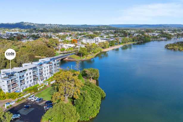 Penthouse-Style Living with Exclusive Rooftop Terrace and Panoramic Maroochy River Views