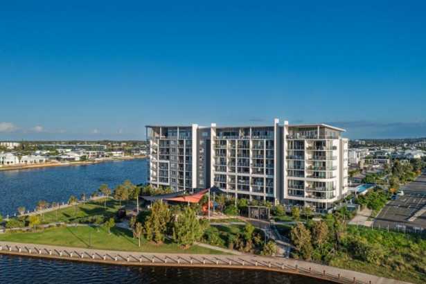North-Facing Waterfront Living at Jewel