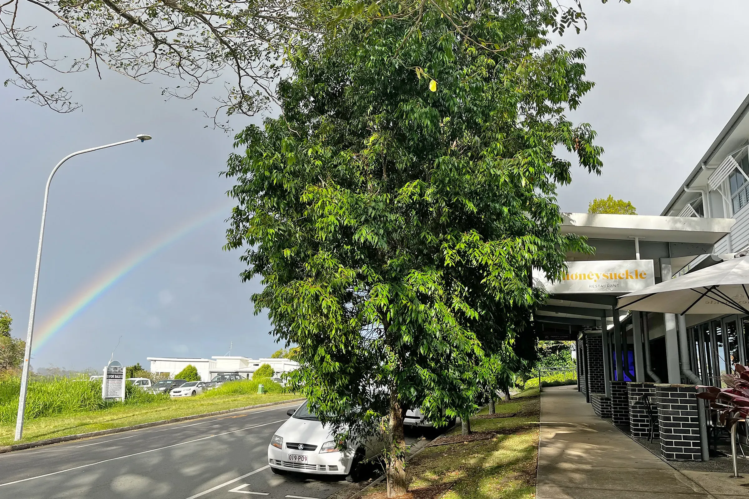Buderim Sunshine Coast village lifestyle, local shops and restaurants