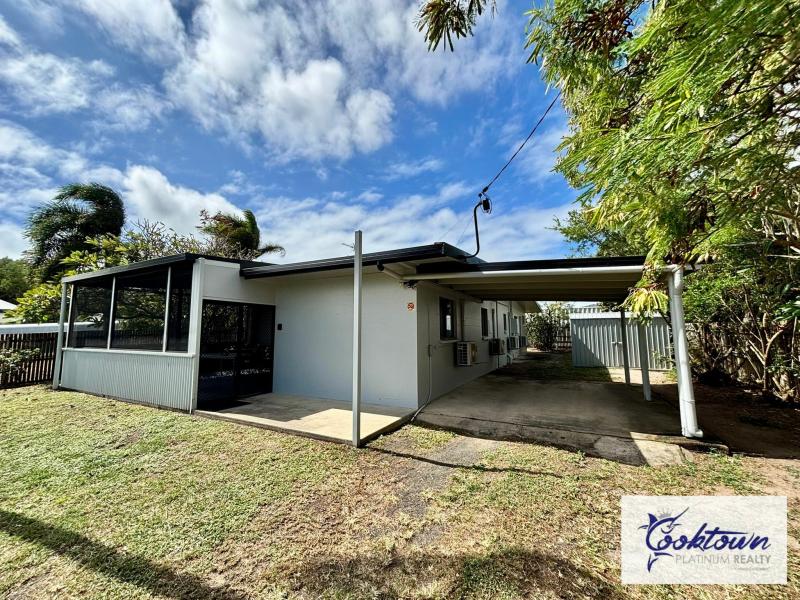 Spacious Family Living with Development Potential in the Heart of Cooktown