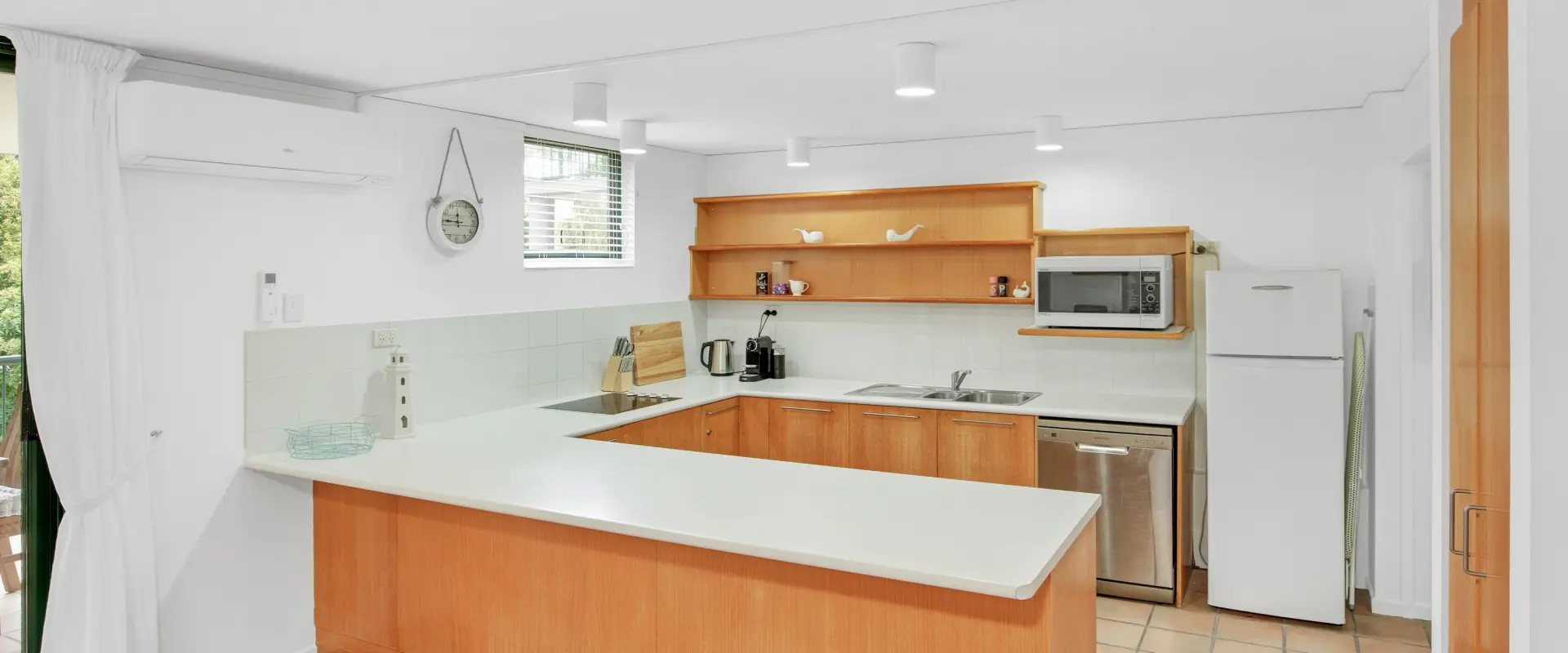 Unit 9, 9 Rainbow Shores Drive, Rainbow Beach, Rainbow Beach - Thumbnail 8