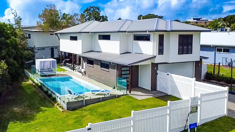 62 Bombala Crescent, Rainbow Beach - Image 1