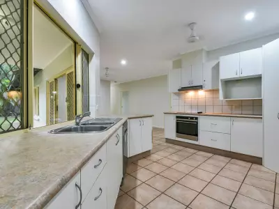 Zoe S testimonial image