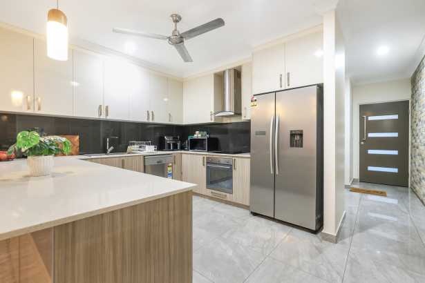 Welcome to 34 Tuckeroo Boulevard, nestled in the thriving suburb of Zuccoli, just minutes from Palmerston.