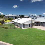 Seller of a House in Zuccoli