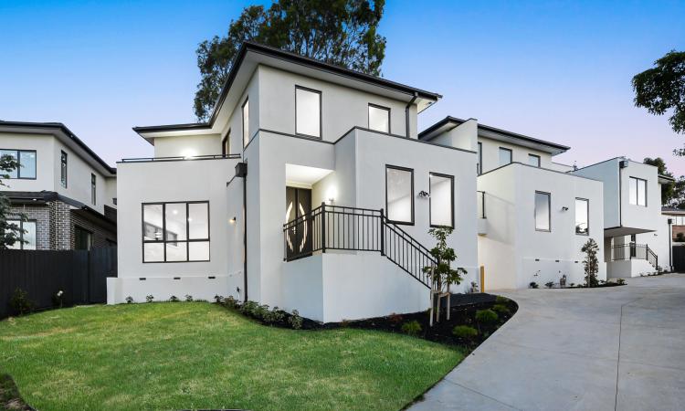 Luxurious Brand New Family Home with Stunning City Views - Overlooking Mount Waverley Secondary College!