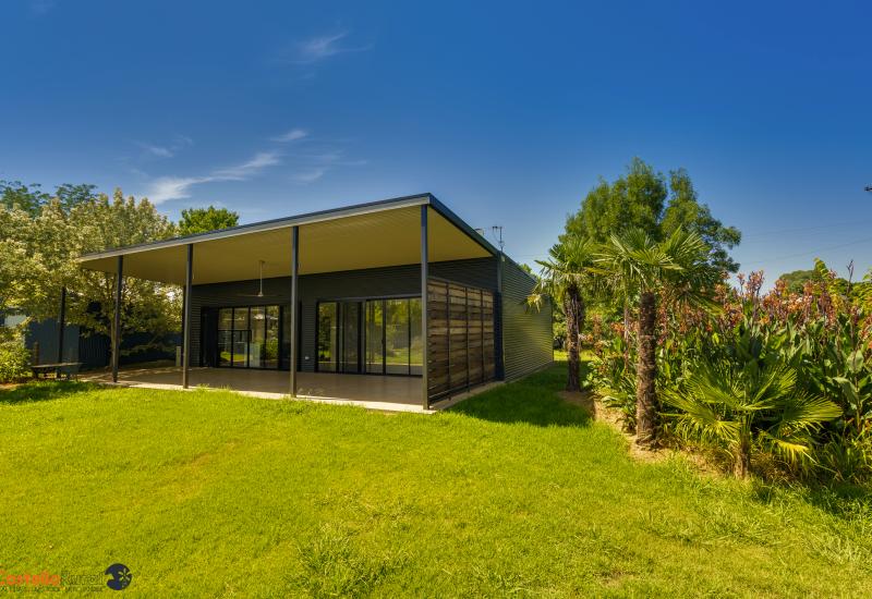 QUALITY LIGHT FILLED MODERN HOME