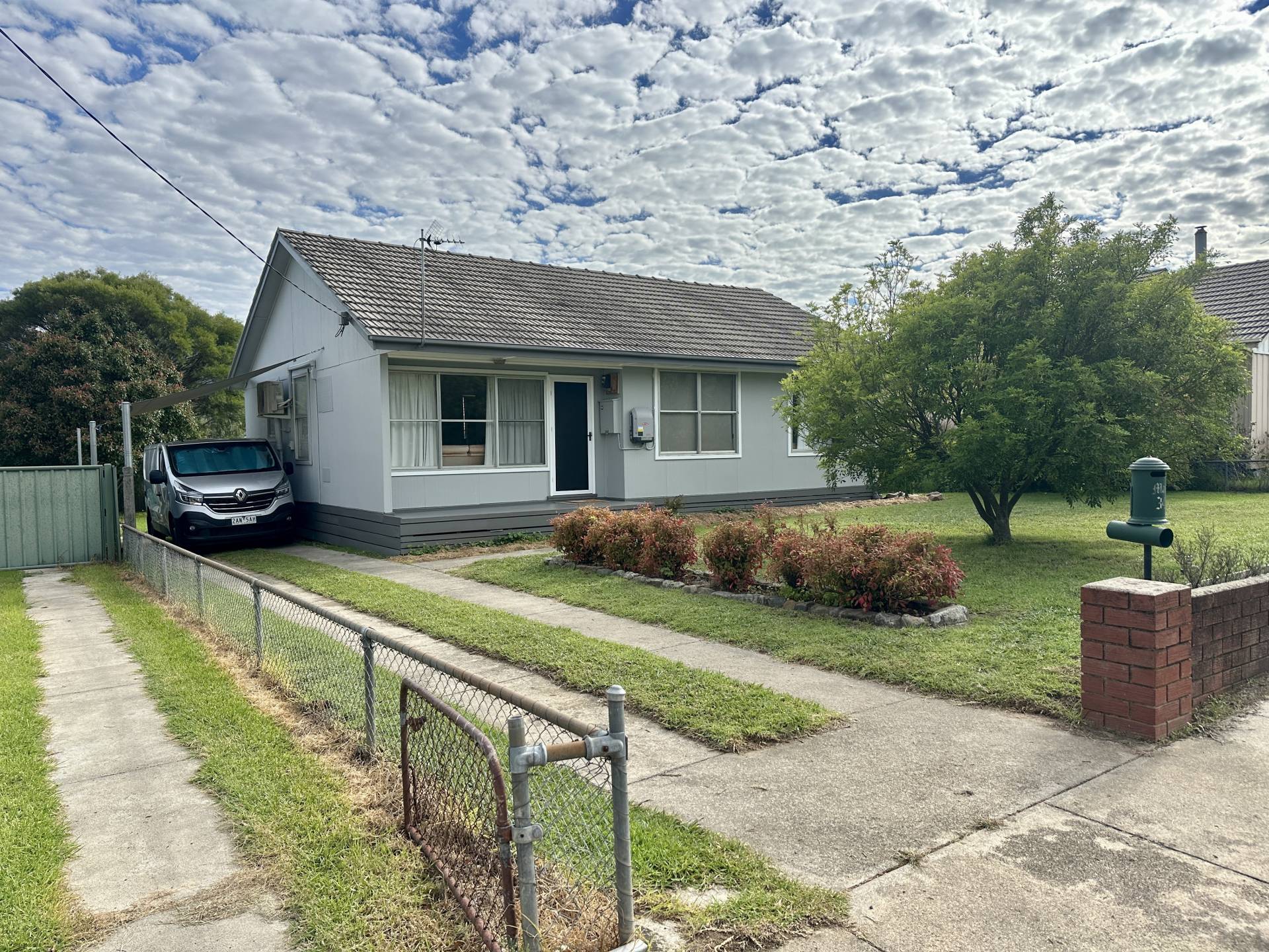 34 Hamilton Crescent, Corryong - Image 1