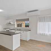 Kerry Miller (Kez) is professional and friendly.