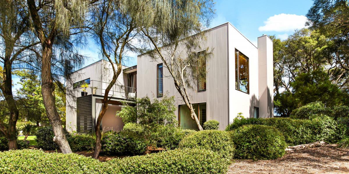 An Architurally Designed Home Nestled Within Ancient Moonah Woodland