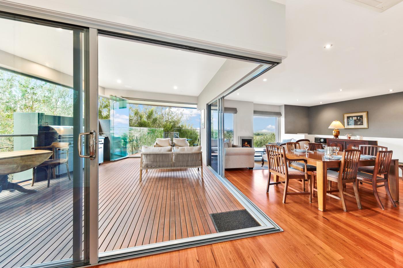 Indoor living area extends to covered alfresco area