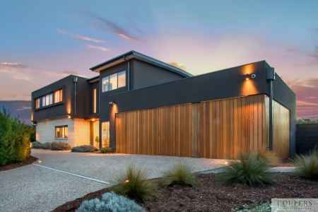 A Superb Golf House with Amazing Views