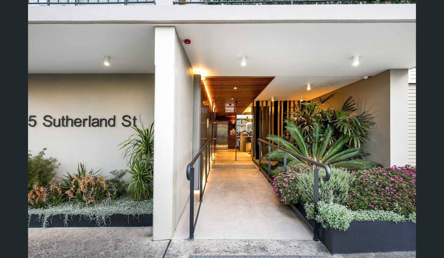 Cousins and Co Real Estate Stunning Middle Harbour Views