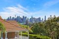 Stylish Apartment with Iconic Sydney Harbour & City Views