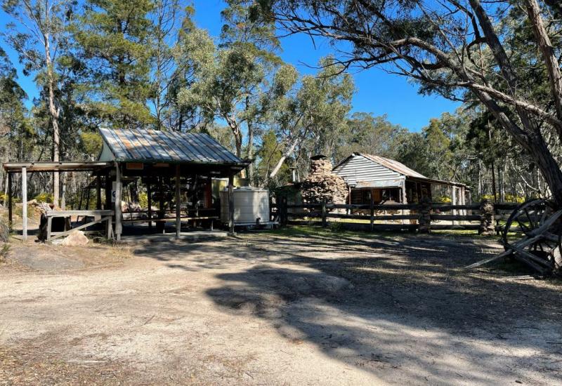 Kurrajong Place - Uncle Tom's Cabin