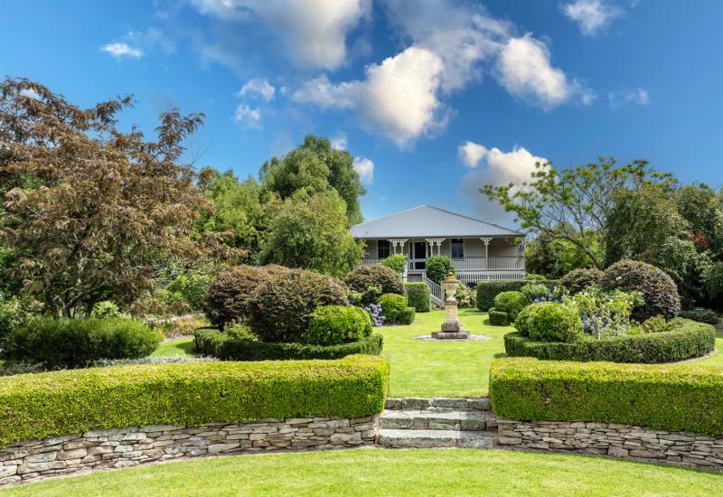 “Teale Homestead” in the Heart of the Granite Belt