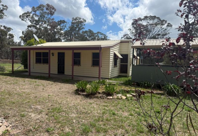 Stanthorpe ideal first home or weekender