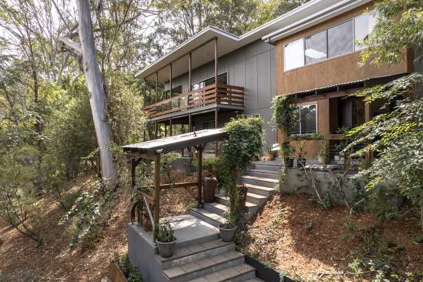 CHARACTER FILLED HOME AMONGST THE TREE TOPS