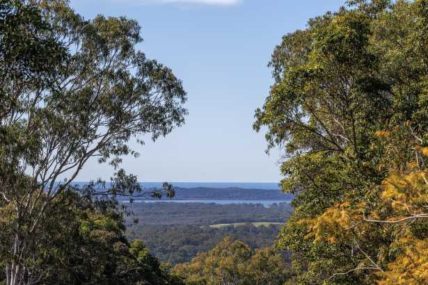 HIGHEST POSITION ON DUKE , VIEWS OVER NOOSA TO COOLUM