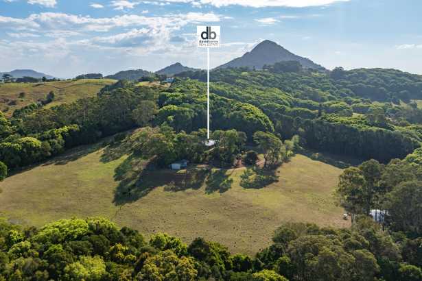 NOOSA HINTERLAND’S HOTTEST MARKET — COOROY MOUNTAIN
