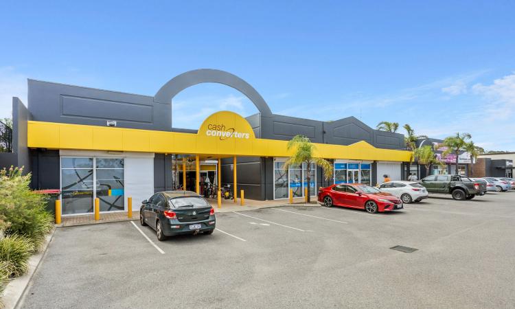 Prime Retail / Showroom Opportunity in High-Exposure Spearwood Location