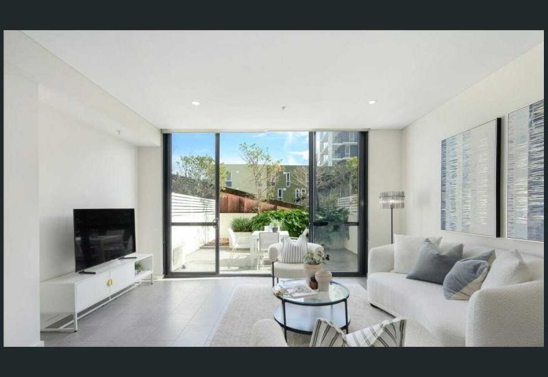 Modern 1-Bedroom Plus Study Apartment with Oversized Terrace