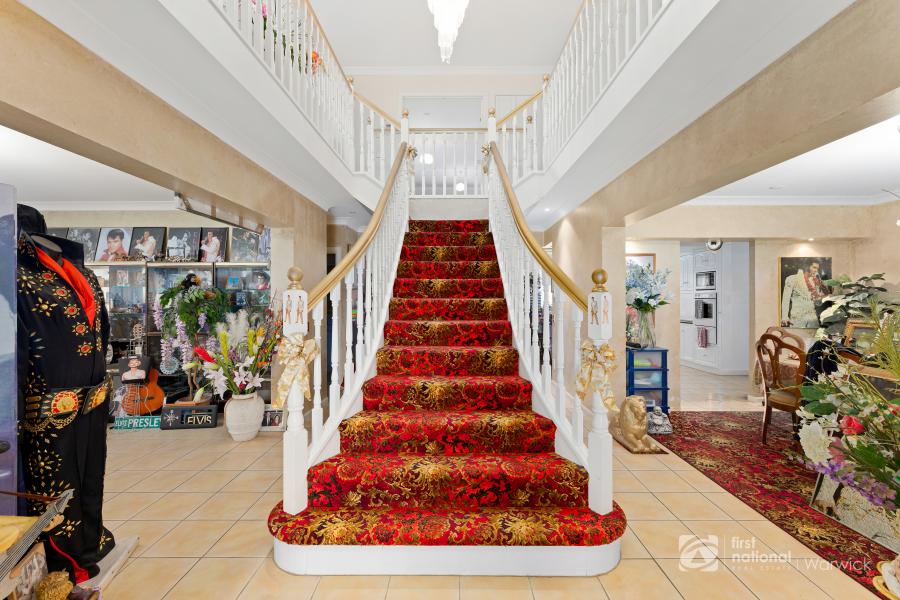 Where Grand Living Meets Country Freedom