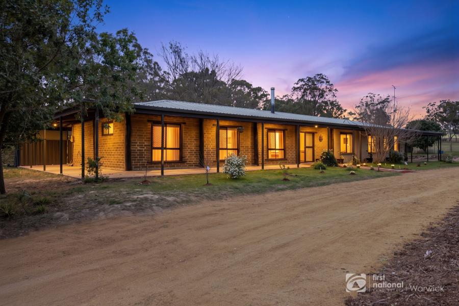 A Country Home With Room to Roam