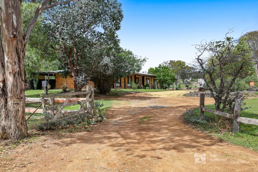 A Country Home With Room to Roam