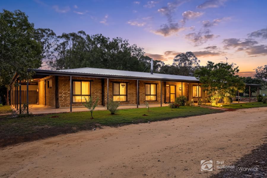 A Country Home With Room to Roam