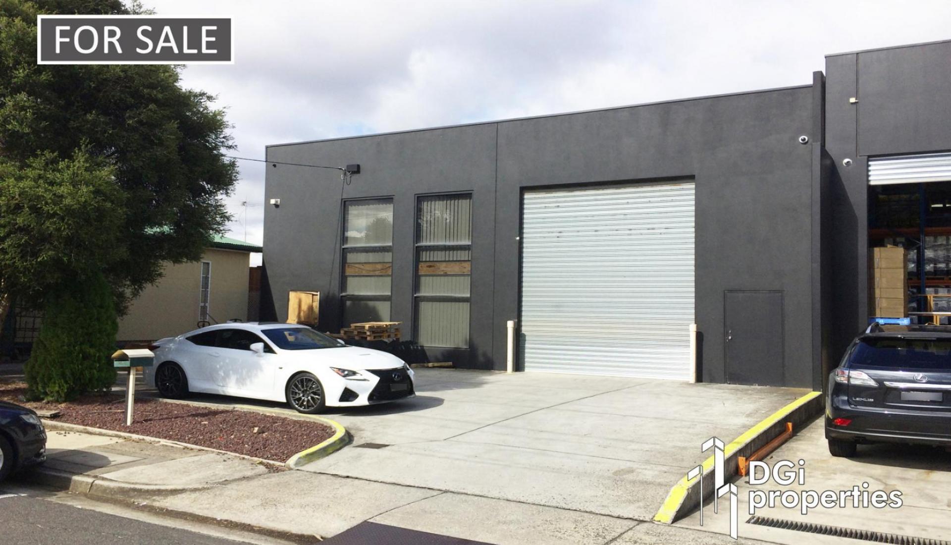 SECURELY LEASED FREESTANDING OFFICE / WAREHOUSE