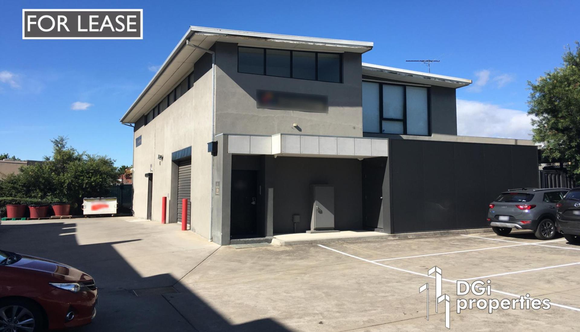 Modern, Self-Contained Building in Prime Coburg Trade Centre