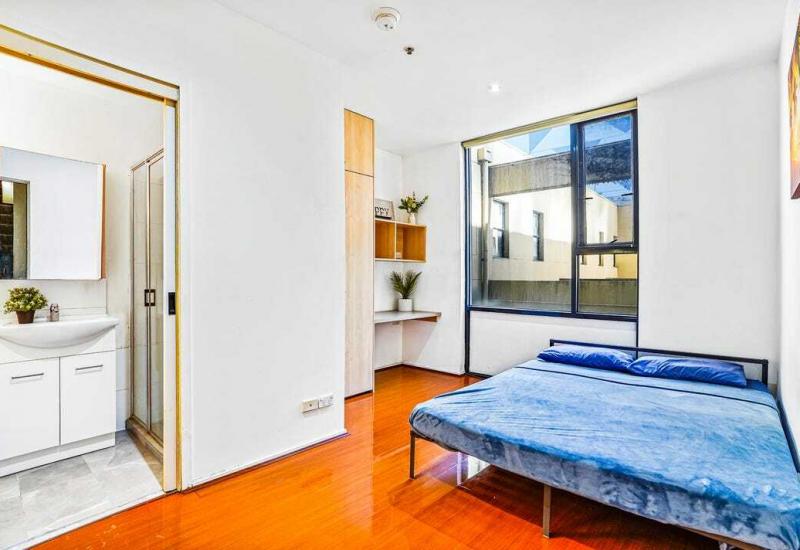 Convenient Furnished Apartment Studio in Melbourne CBD