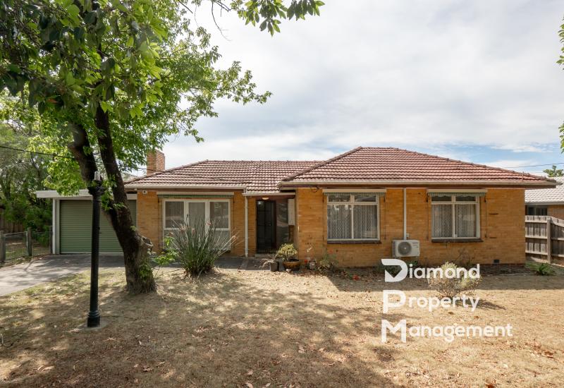 Family Home in Peaceful Heathmont