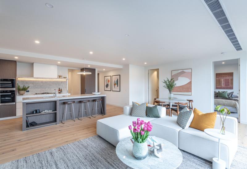 Elegant Three Bedroom Apartment in Hawthorn with Family Floorplan